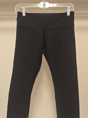 Lululemon Wunder Under Black Midrise Crop Size 6